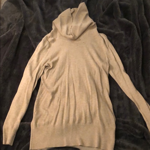 Sweater - Picture 2 of 4